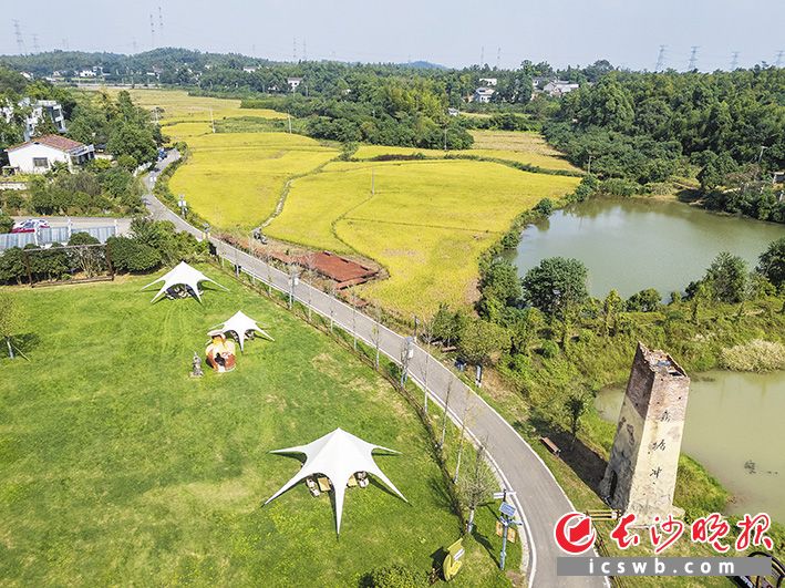 一湾湘水绿 千年窑火“红”——